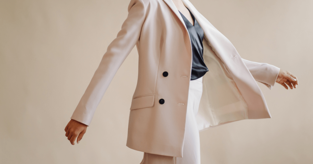 Incorporate structured pieces like a well-cut blazer